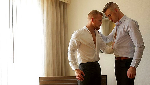 Tonight's Boyfriend - Nick Fitt Gets Bareback Anal from Jack Vidra