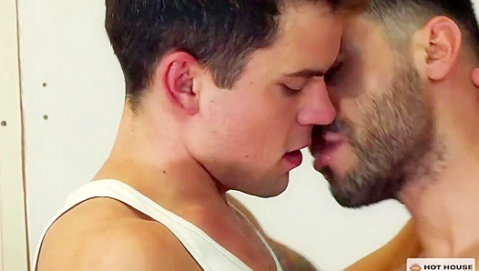 Arad Winwin & Dakota Payne - Hard Hats, Harder dicks, Fucking in the Hot House