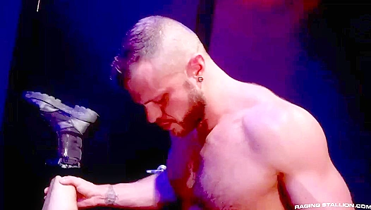 Bareback Bliss - Wade Wolfgar & Sean Harding Heat Up the Bathhouse