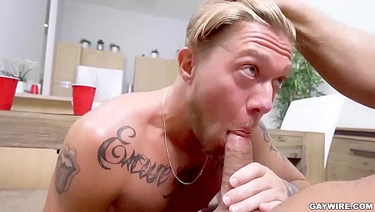 Straight-Austin-Pounds-Eric's-Ass-Hard-Core-Gay-Action