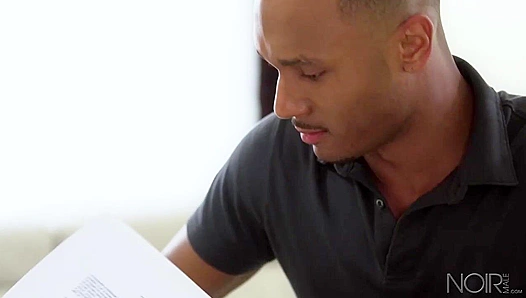 Jigz & Titus - BBC Hotties Bareback in Noir Style