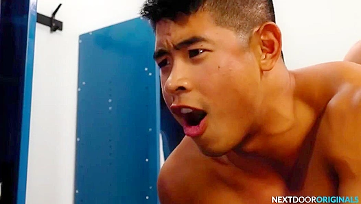 Size Matters - Shane Cook & Luke Truong's Passionate Encounter - Nextdoor originals