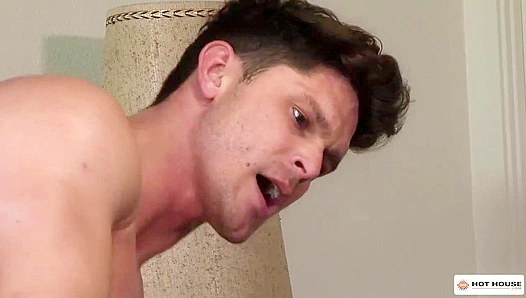 Quin Quire Fucks Devin Franco Hard in Their Steamy Home Encounter