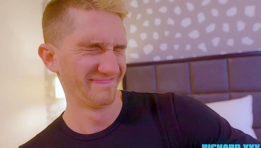 Brandon Wilde & Colton Andrews Pound Each Other Raw on the Bed -Straight Seduction