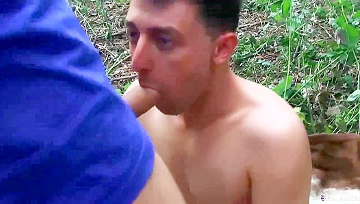 Outdoor Adventure - Fresh Amateur Gets Hardcore Anal - Czech Hunter