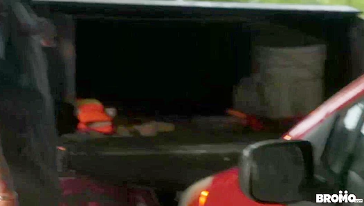 Mechanic Bo Sinn Pounds Masturbating Shawn Assmore's Tight Hole