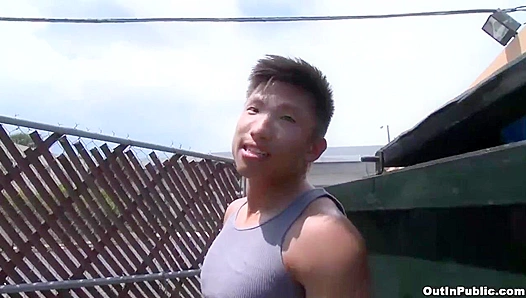 Craig Spade & Jessie Lee Fuck Behind the Dumpster