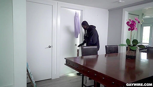 Burglar Rikk Gets Blacked by Aaron - A Hard Pound His Ass