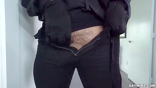 Burglar Rikk Gets Blacked by Aaron - A Hard Pound His Ass