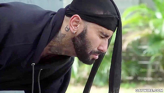 Burglar Rikk Gets Blacked by Aaron - A Hard Pound His Ass