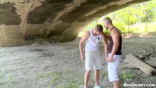Ripped Hotties Martin & Samuel Fuck Under the Bridge - Out in Public