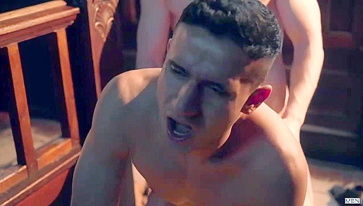 Post-Shift Passion - Vinny Blackwood Drills Kyle Connors' Hole