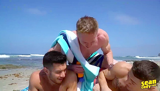 Bareback Threesome - Lane, Manny, and Jax Get Wild