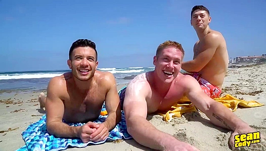 Bareback Threesome - Lane, Manny, and Jax Get Wild