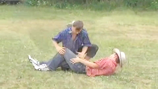 Bareback Woods Bang - Milan Breeze & Tommy Sem