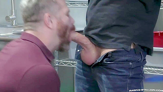 Bear Dads Wade & Cain Cook Up Some Hot Kitchen Action