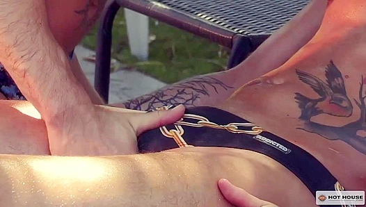 Nic Sahara Gets Seduced and Massaged by Vincent O’Reilly – Steamy Home Session