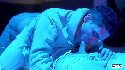 Beefy Matthew Camp Drills Enzo's Hole Wildly