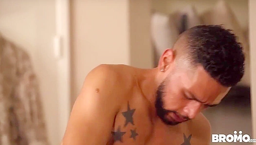 Ryan Kroger & Ricky Daniels - Bareback Anal Heat in Bro Country USA