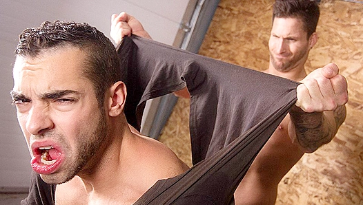 Amateur Babe Chained Up and Ass-Fucked Hard in the Garage - Bromo US