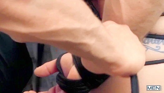 Roman Todd & Bruce Beckham - Bound and Fucked Deep