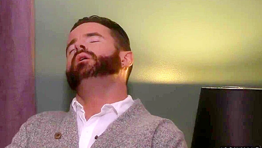 Drake Magnum Gets Pounded by White Daddy Brendan Patrick - Icon Male