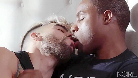 DeAngelo Fucks Papi - Black Hunk Takes On Latin Bottom