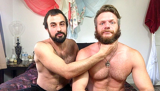 Hot Bed Action - Brian Bonds & Mason Lear Fuck Hardcore at 30+