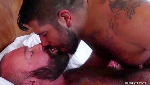 Chubby Hotties Brad & Lanz Passionately Fuck Bearback