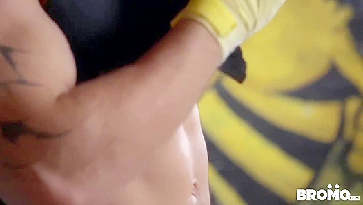 Morgan Blake & Ryan's Steamy Post-Workout Fuck