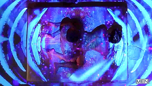 Late-Night Bareback - Matthew Camp & Liam Lee Drill My Hole Deep