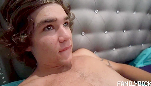 President Oaks Bangs Twinks Landon & Alex - Family Dick Frenzy