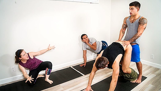 Yoga Instructor Vadim Barebacks Dante - From Str8 toGay