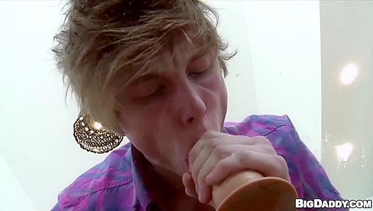 Fresh Cast - Horny Emo Twink Jack Gets Fucked Bareback by Paul