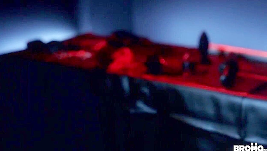 Logan Styles & Rocky Vallarta - Raw Anal Passion in bromoUS