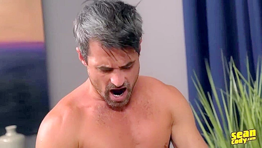 White Dad Pounds That Tight Black Ass - Sean Cody