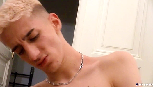 Tight-Bodied Czech Dudes Fuck POV Style - XXX Gay