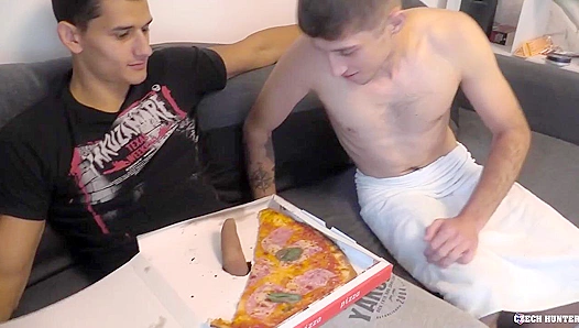 XXX Gay - Profitable Pizza Delivery Ends in Hot POV Anal