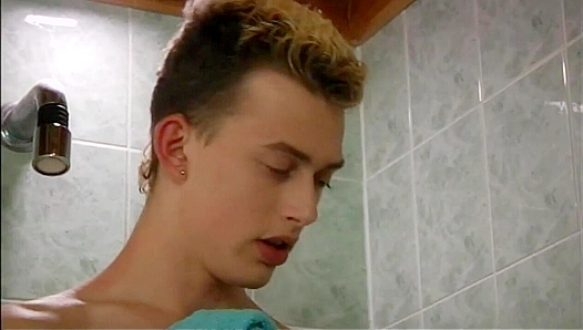 Brendan Redgrave Barebacks John Hill for a Scorching Facial