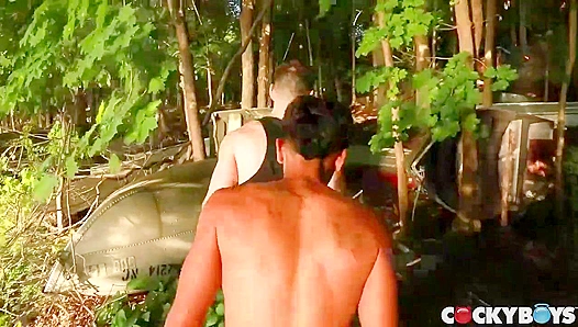 Noah Fox & Tristan Hunter - Spring Picnic Bang - Cocky Boys