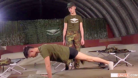Frank & Mateo - Army Boys Hump Hard -MilitaryDick