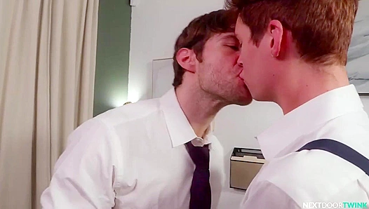 Amateur Twink Rides Bear's Big Dick - Exclusive Bonus Scenes