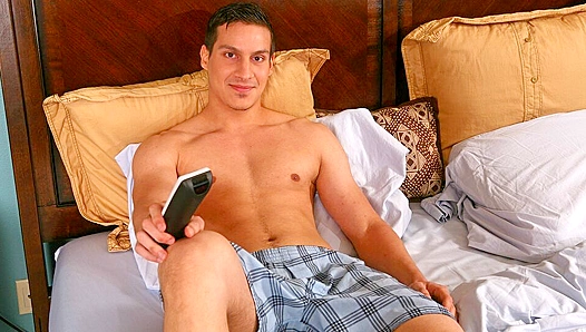 Hetero Action - Darcy Tyler and Sonny Nash Heat Up NextDoor Hookups