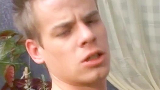 Ripped Hotties Dive into Intense Passion - GayLifeNetwork