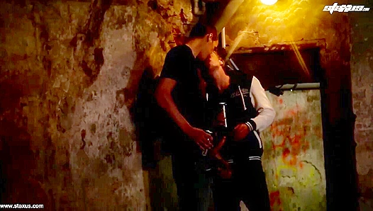 Benjamin Dunn Pleases Chase Anderson & Sig Sinclair - Gay XXX