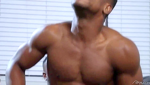 Ripped Hotties Adrian & Reign Couch Fuck - Falcon Studios