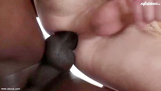 Racy Encounter - Alejandro Marbena & Kris Wallace Heat Up Gay XXX