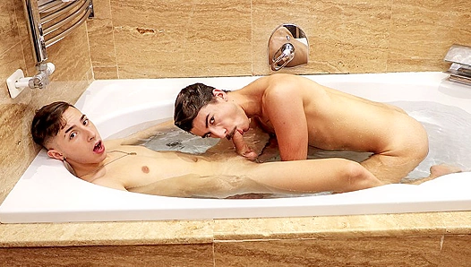 Jonny Montero and Pierre Rubberax - Steamy Bathroom Bang - Gay XXX