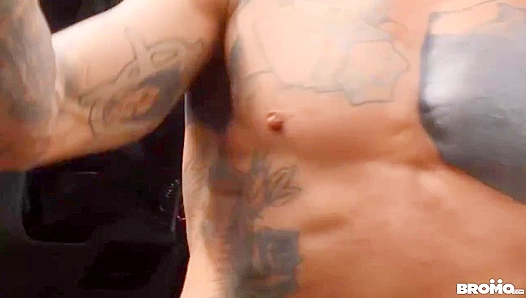 Bo Sinn and Benjamin Blue ~ Passionate Outdoor Oral in Bromo US