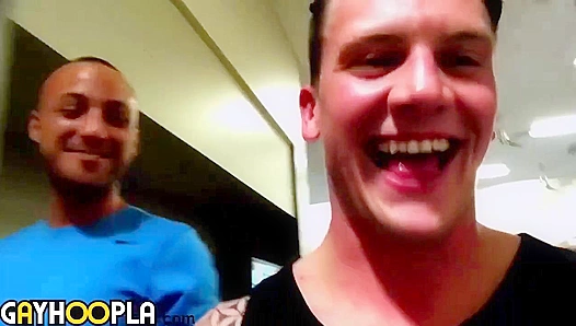 Adam Von and Bryson Gollic Steam Up the Shower - GayHoopla